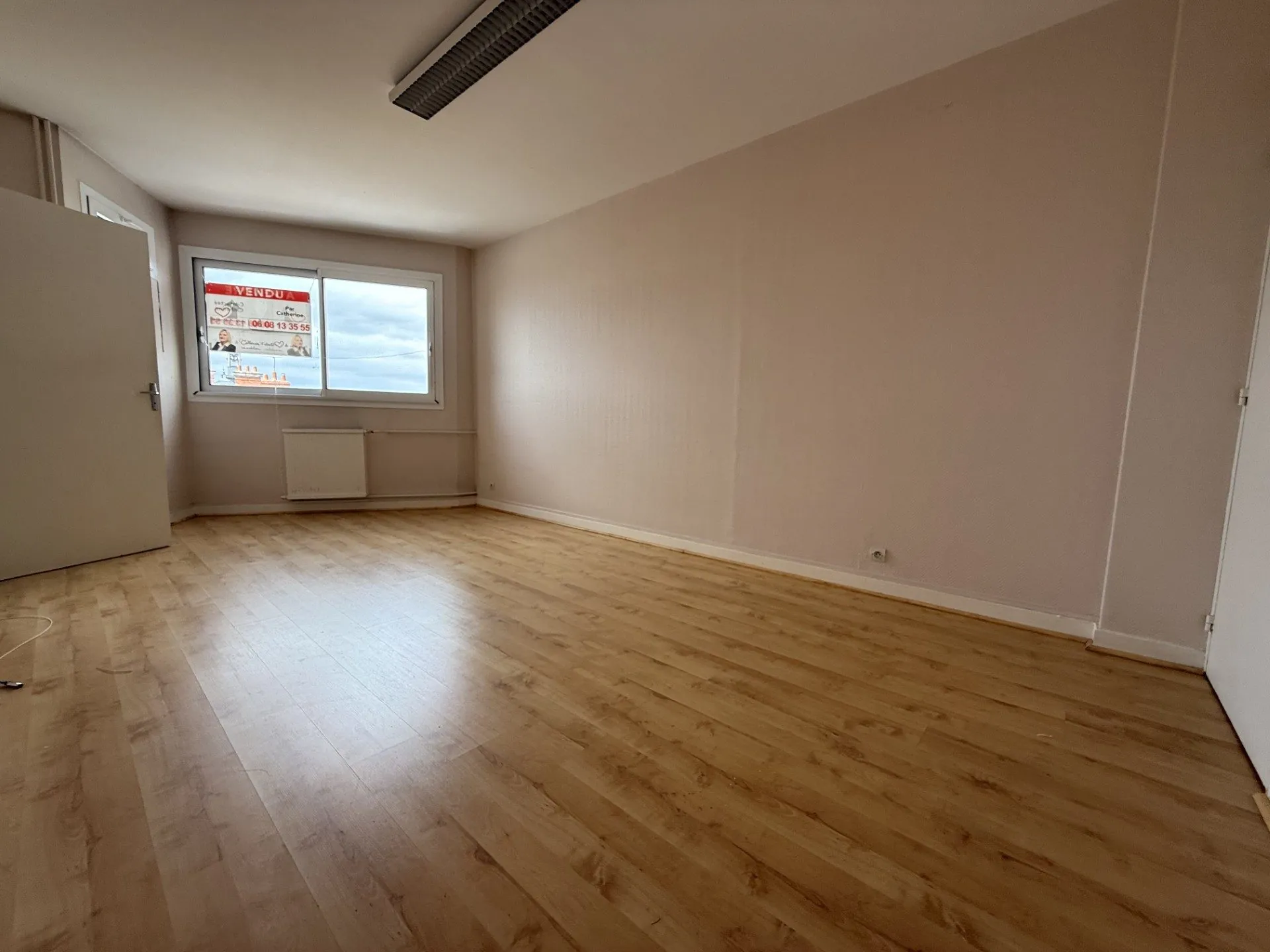 Bureau de 35 m² à Place RABELAIS, Tours - Espace professionnel modulable 