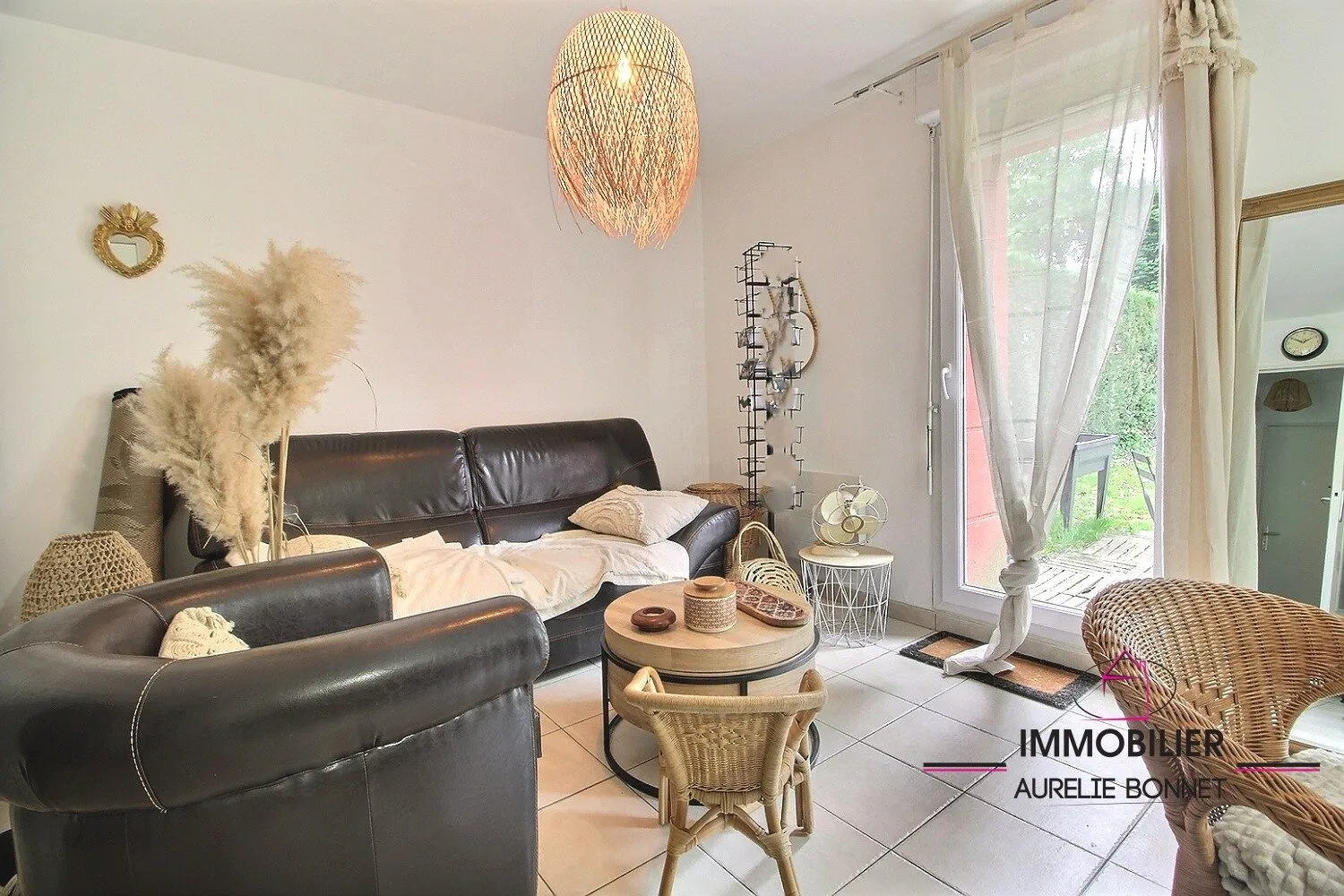 Appartement 42 m² avec jardin et parking proche centre de Lisieux 