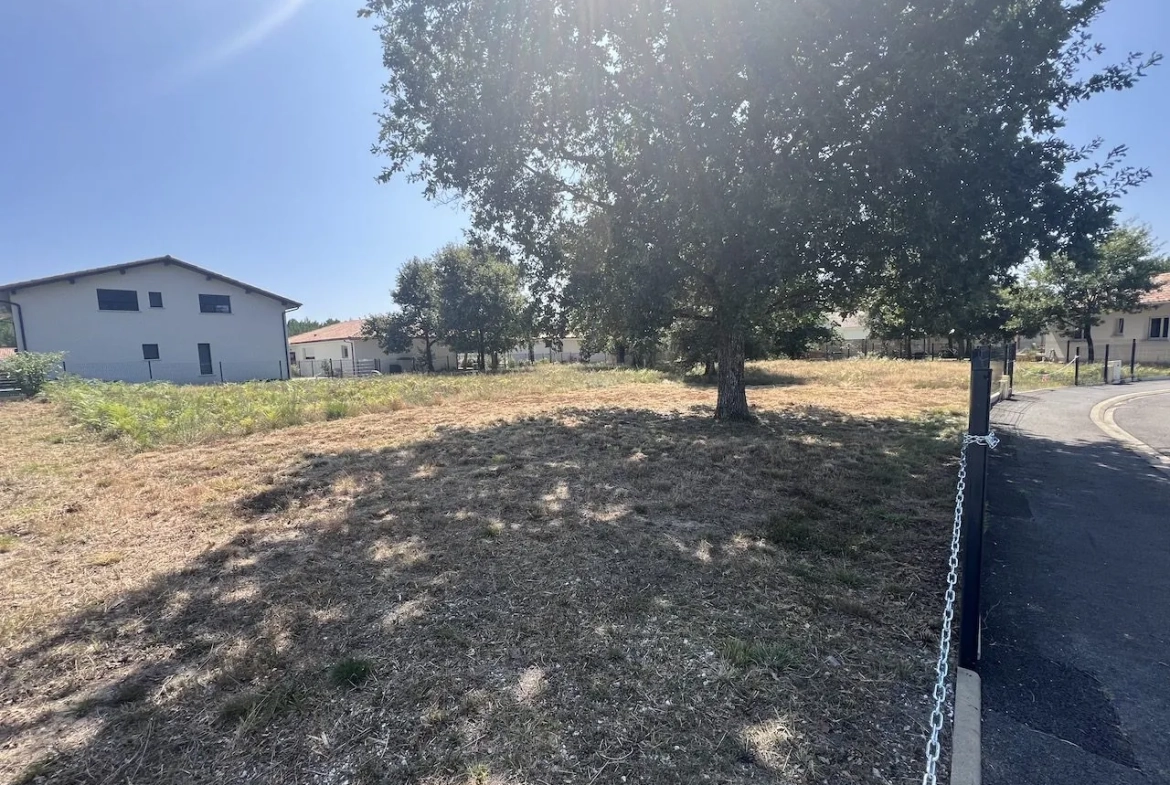 Terrain constructible de 642 m² à Vielle-Saint-Girons, proximité plage et commodités 