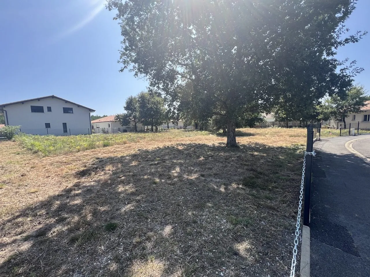 Terrain constructible de 642 m² à Vielle-Saint-Girons, proximité plage et commodités 