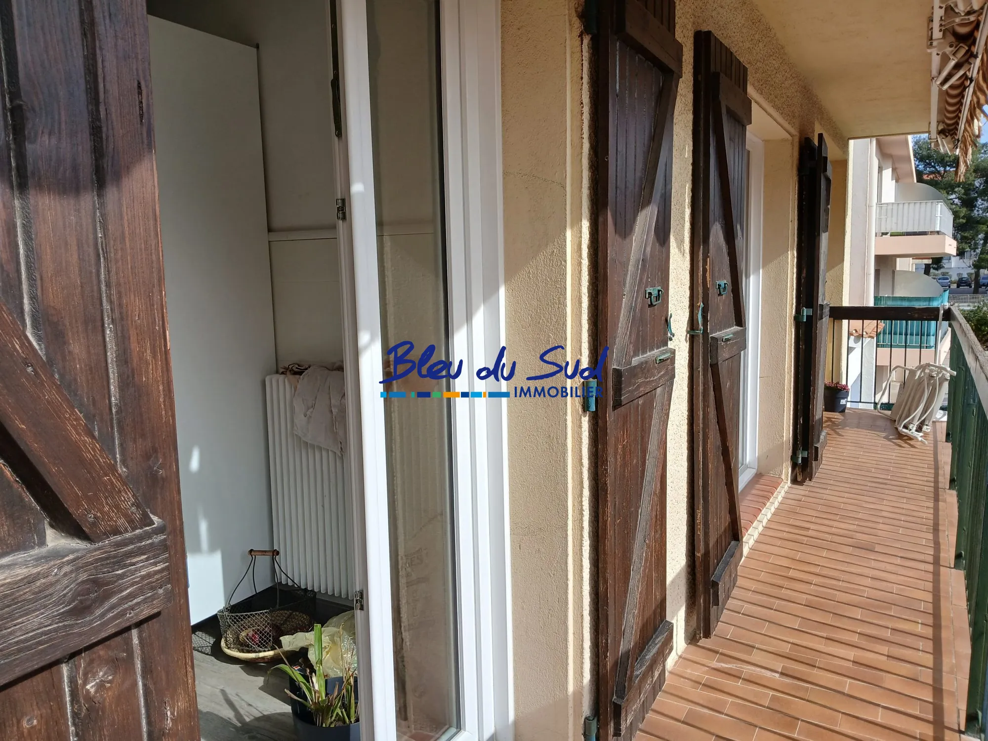 terrasse Appartement traversant de 93 m² à Perpignan Sud avec terrasse et garage 