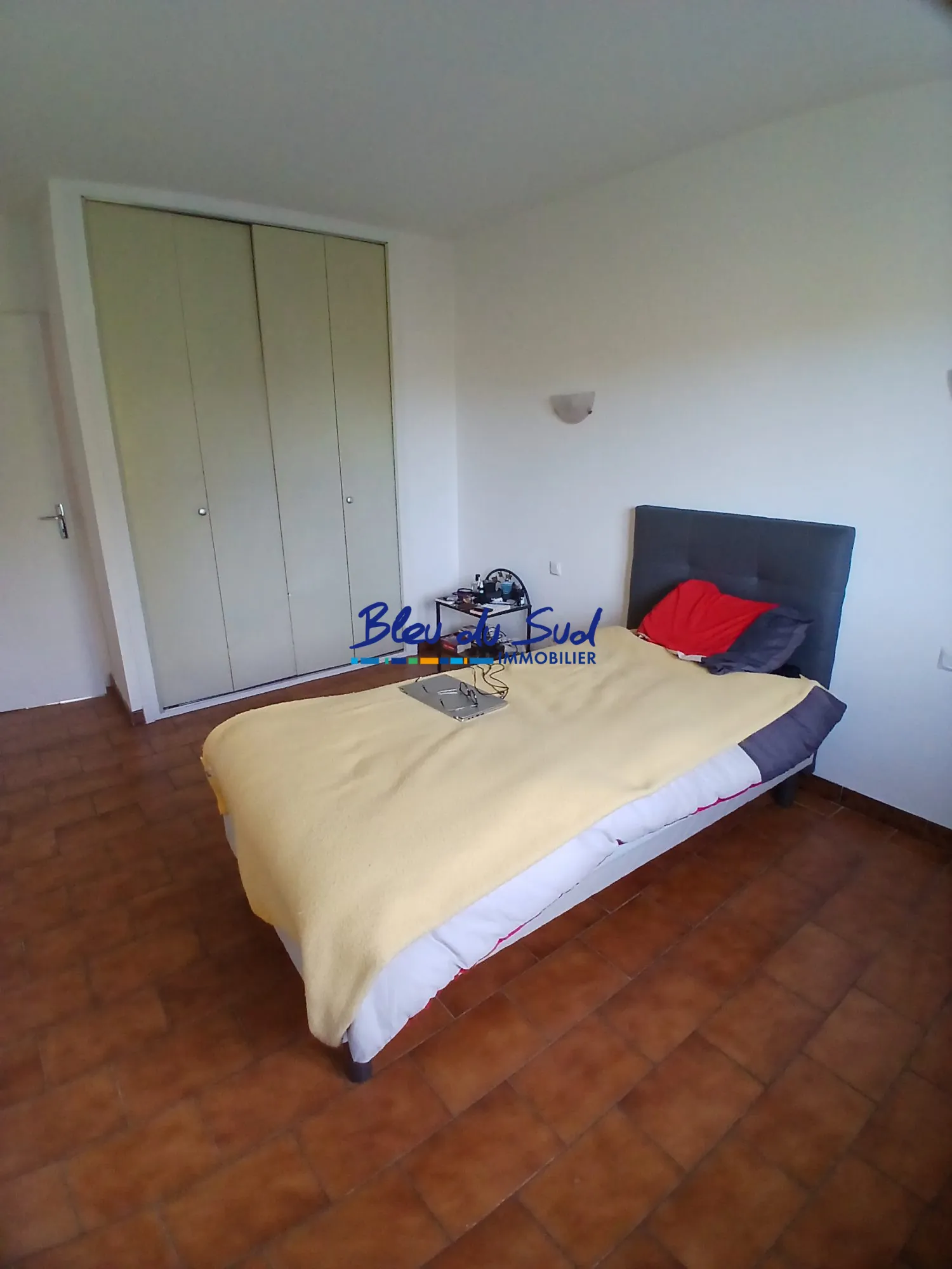 chambre  Appartement traversant de 93 m² à Perpignan Sud avec terrasse et garage 