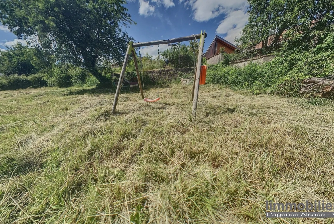 Maison à vendre à Senones (88) – 87 m², terrain clos, proximité écoles 