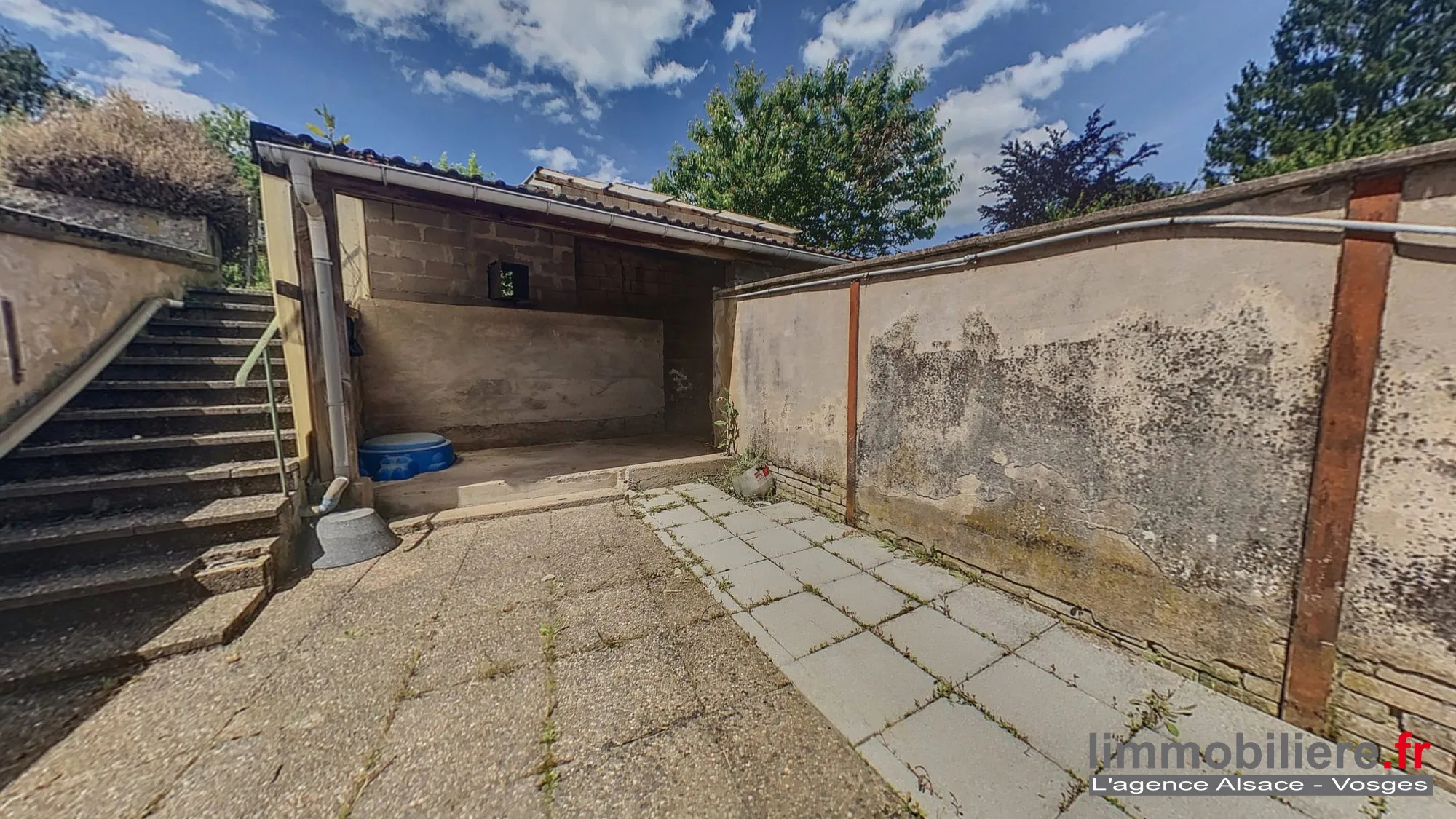 Maison à vendre à Senones (88) – 87 m², terrain clos, proximité écoles 