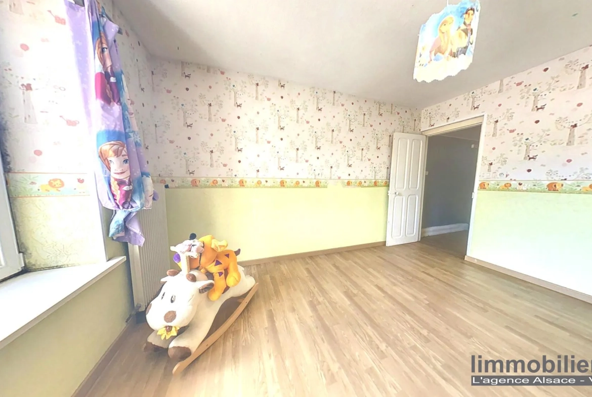 Maison à vendre à Senones (88) – 87 m², terrain clos, proximité écoles 