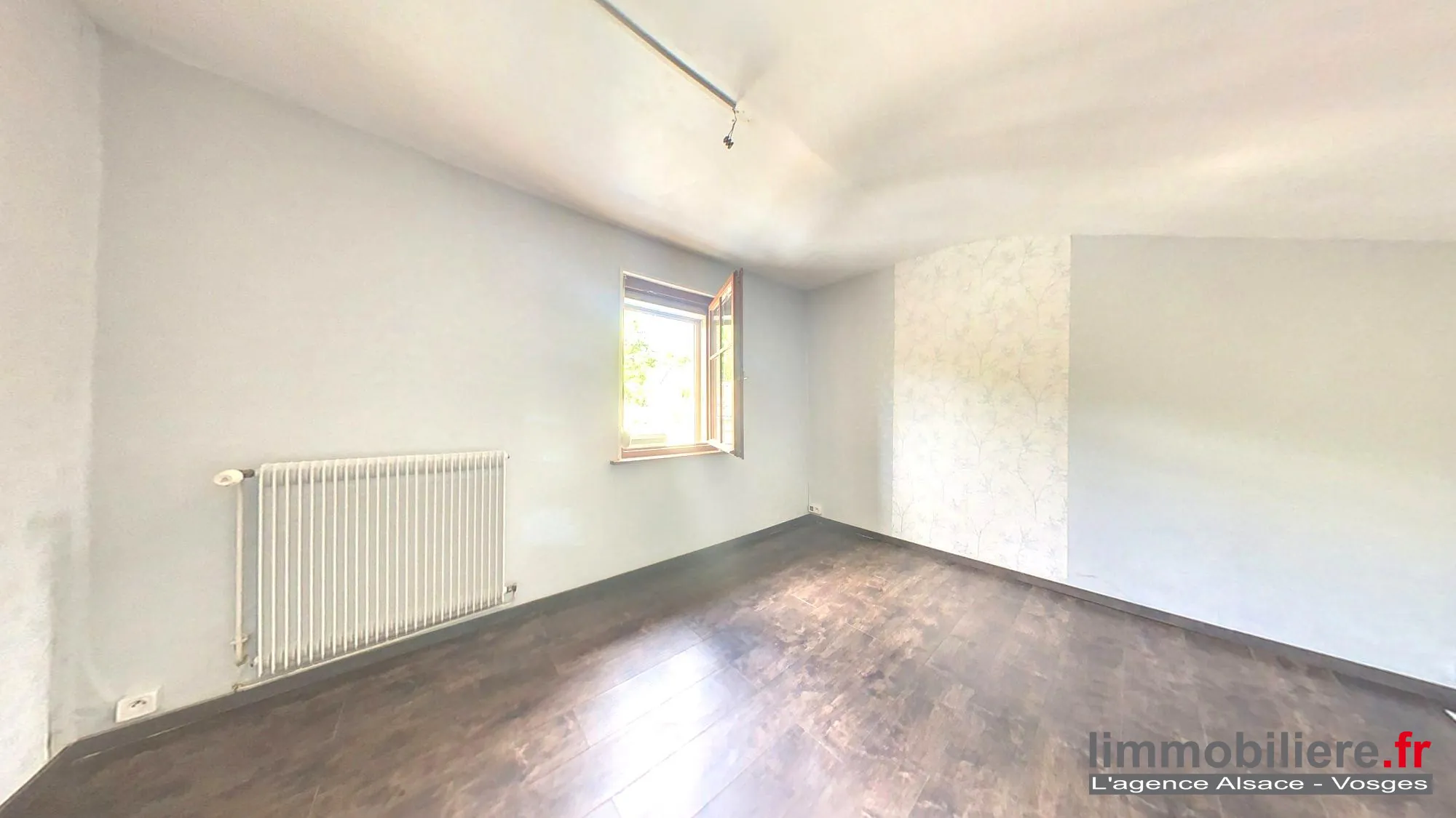 Maison à vendre à Senones (88) – 87 m², terrain clos, proximité écoles 