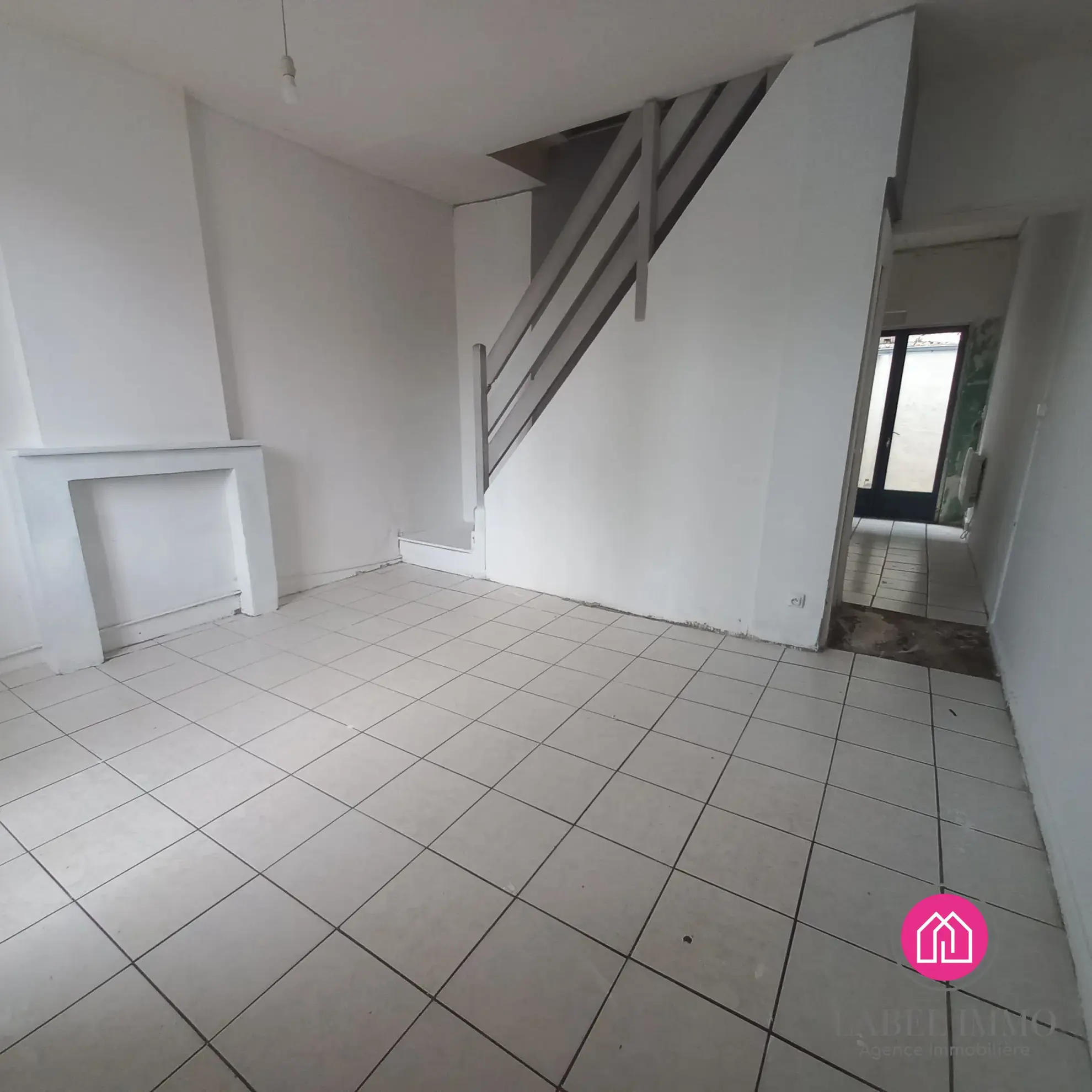 Maison de ville à Saint-Amand-les-Eaux de 65 m² à vendre pour 92 000 € 
