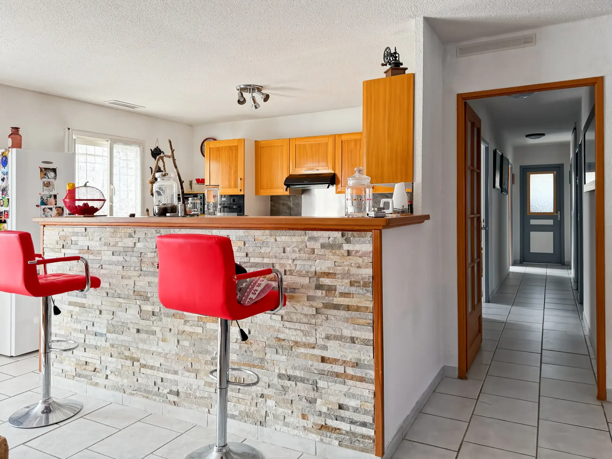 Achat maison de plain-pied à Saint Privat - 140 m², 4 chambres, terrasse, garage 