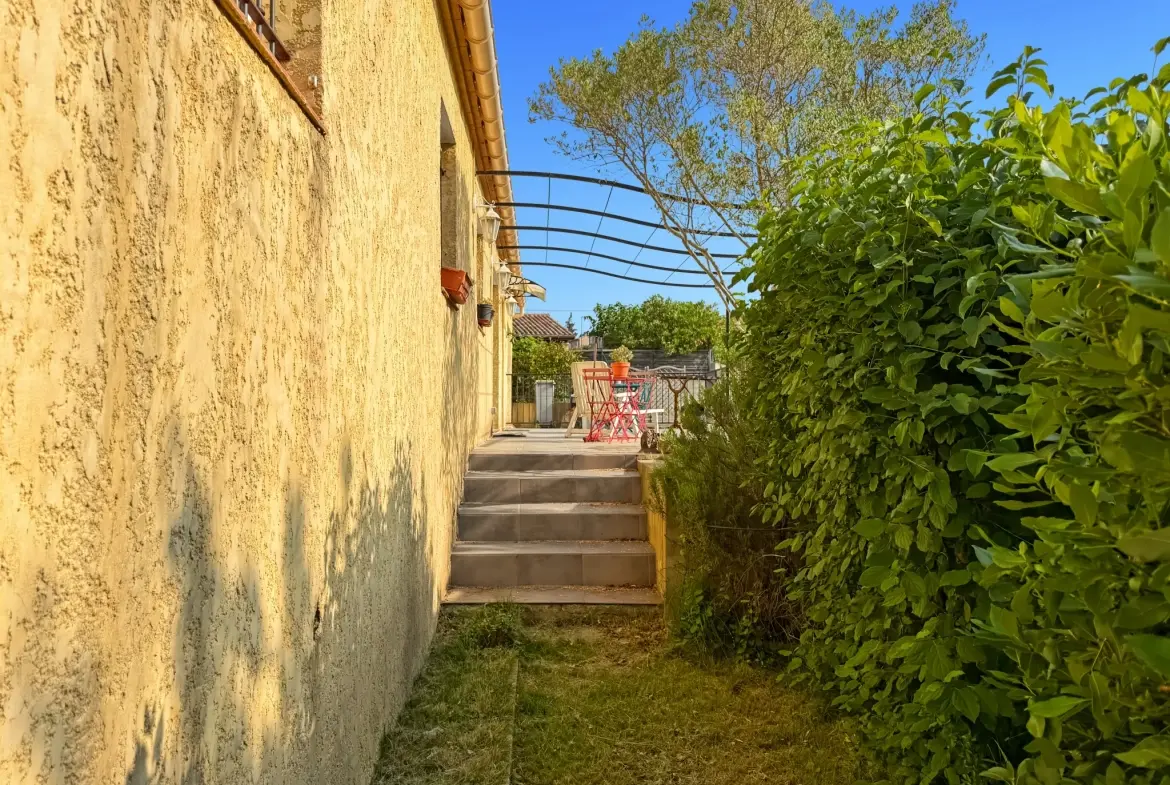 Achat maison de plain-pied à Saint Privat - 140 m², 4 chambres, terrasse, garage 