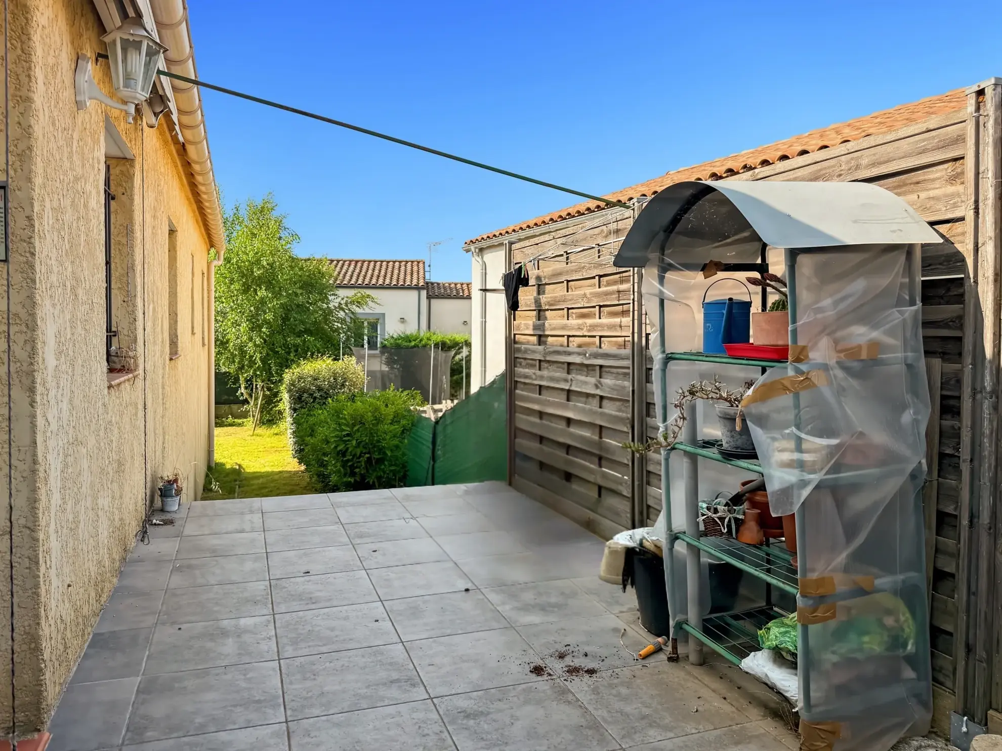 Achat maison de plain-pied à Saint Privat - 140 m², 4 chambres, terrasse, garage 