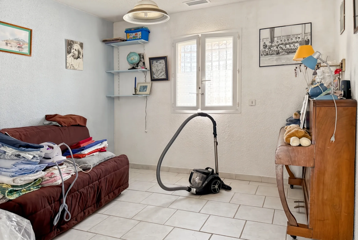 Achat maison de plain-pied à Saint Privat - 140 m², 4 chambres, terrasse, garage 