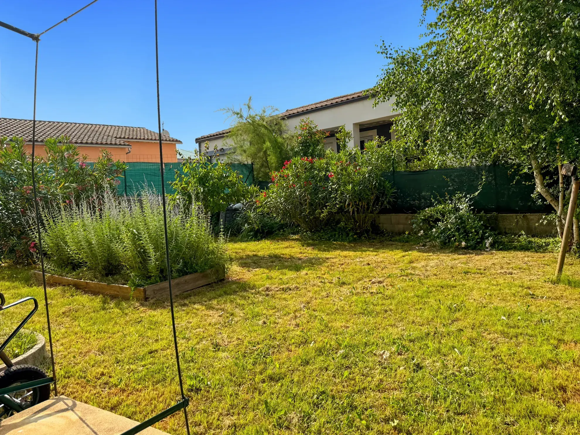 Achat maison de plain-pied à Saint Privat - 140 m², 4 chambres, terrasse, garage 