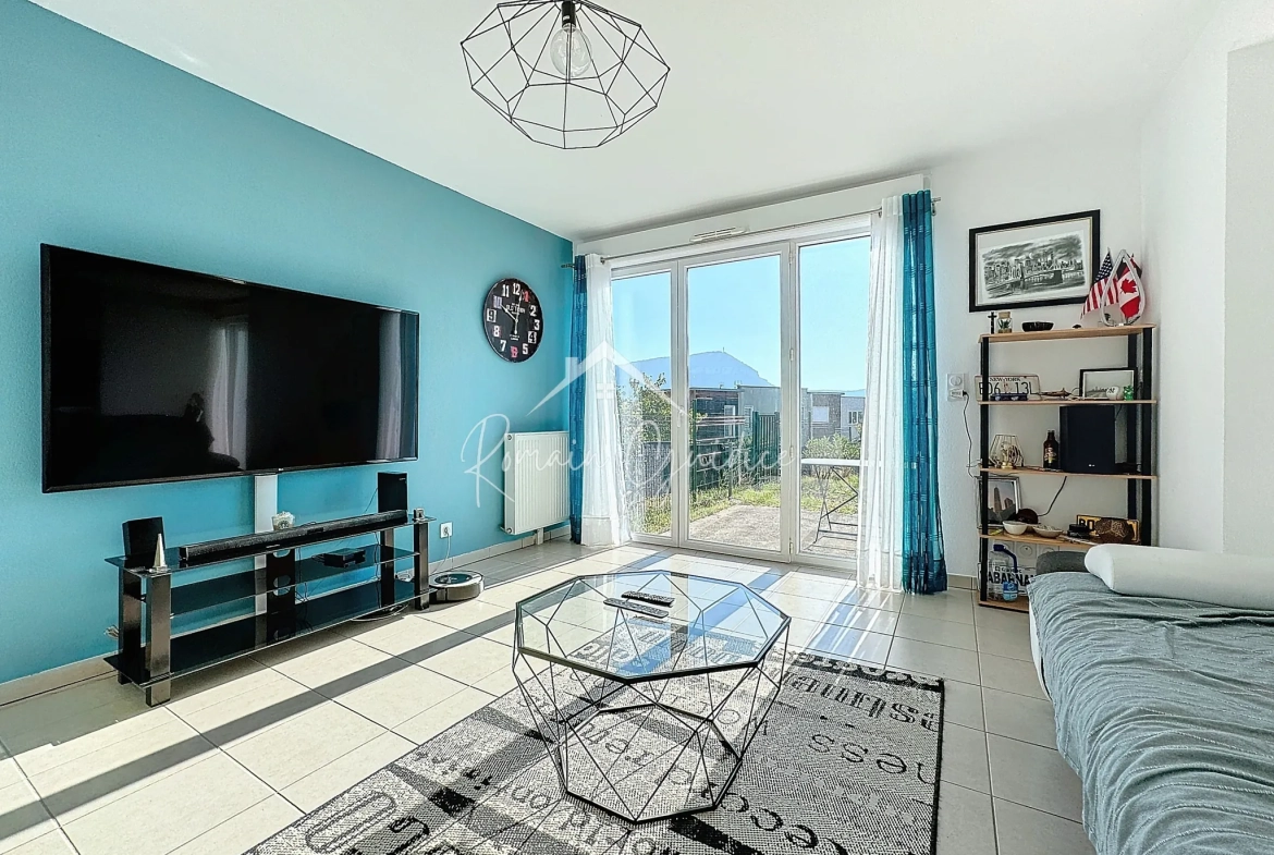 Appartement T3 de 66 m² avec jardin et parking à Millau 