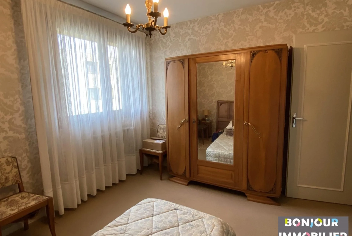 Appartement T4 de 80 m² à Rives avec balcon, cave, garage 
