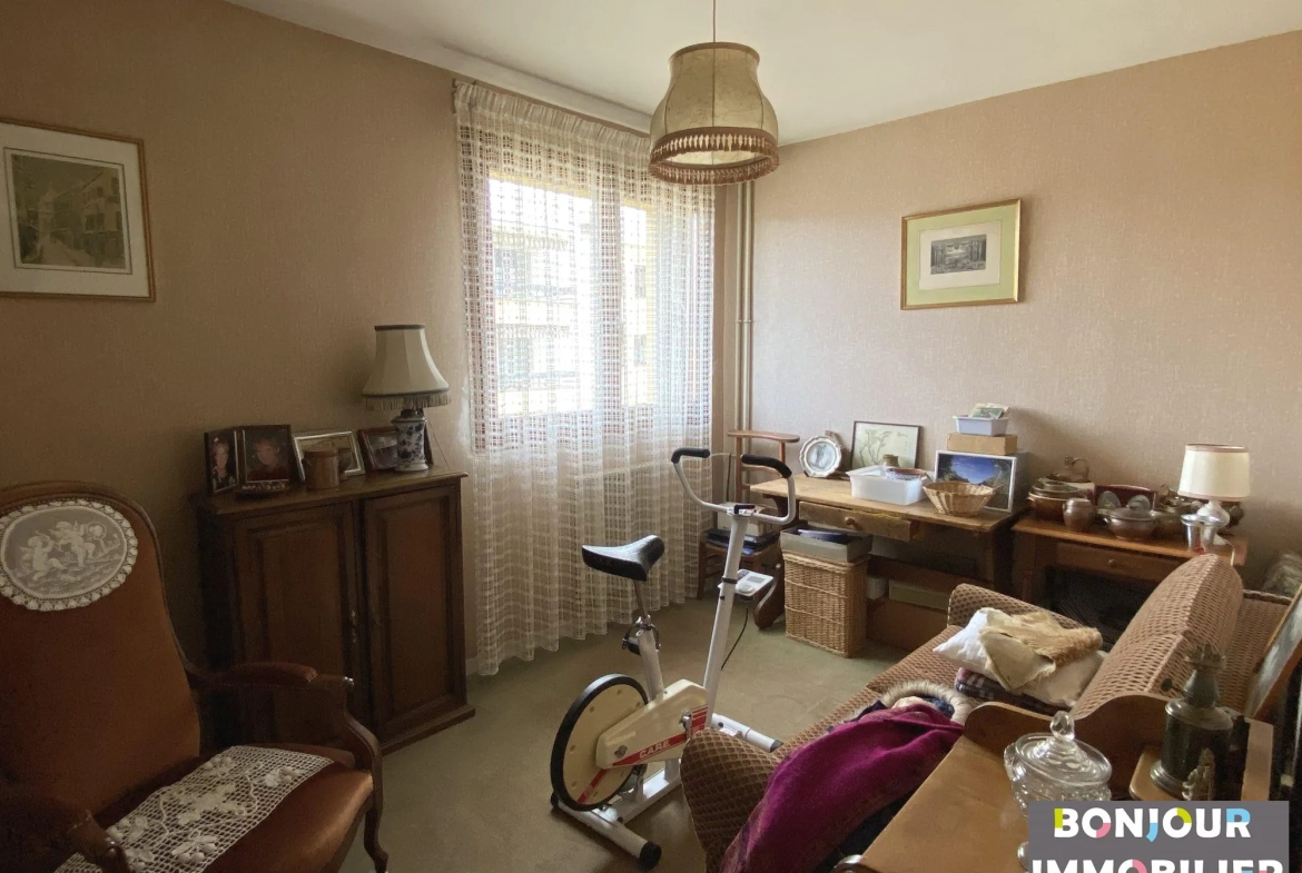 Appartement T4 de 80 m² à Rives avec balcon, cave, garage 