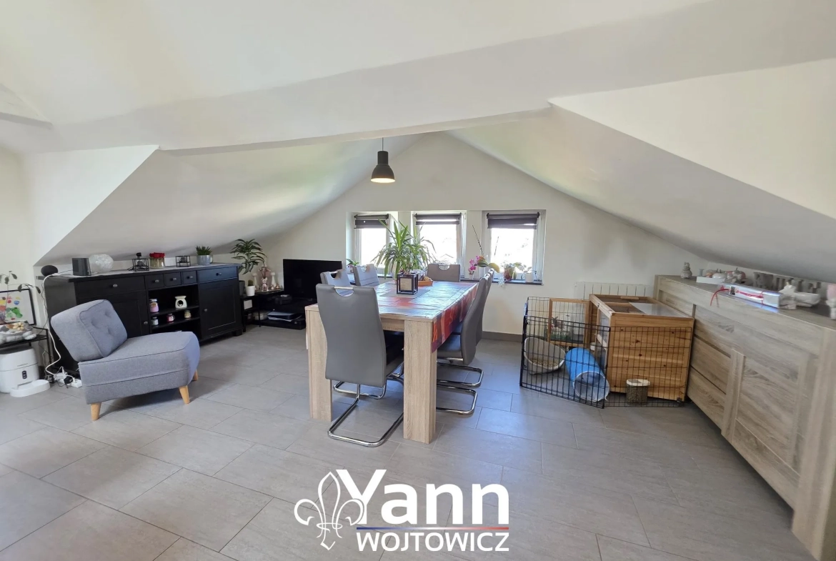 Bel appartement 3 pièces rénové à Yutz avec caves et proximité commodités 