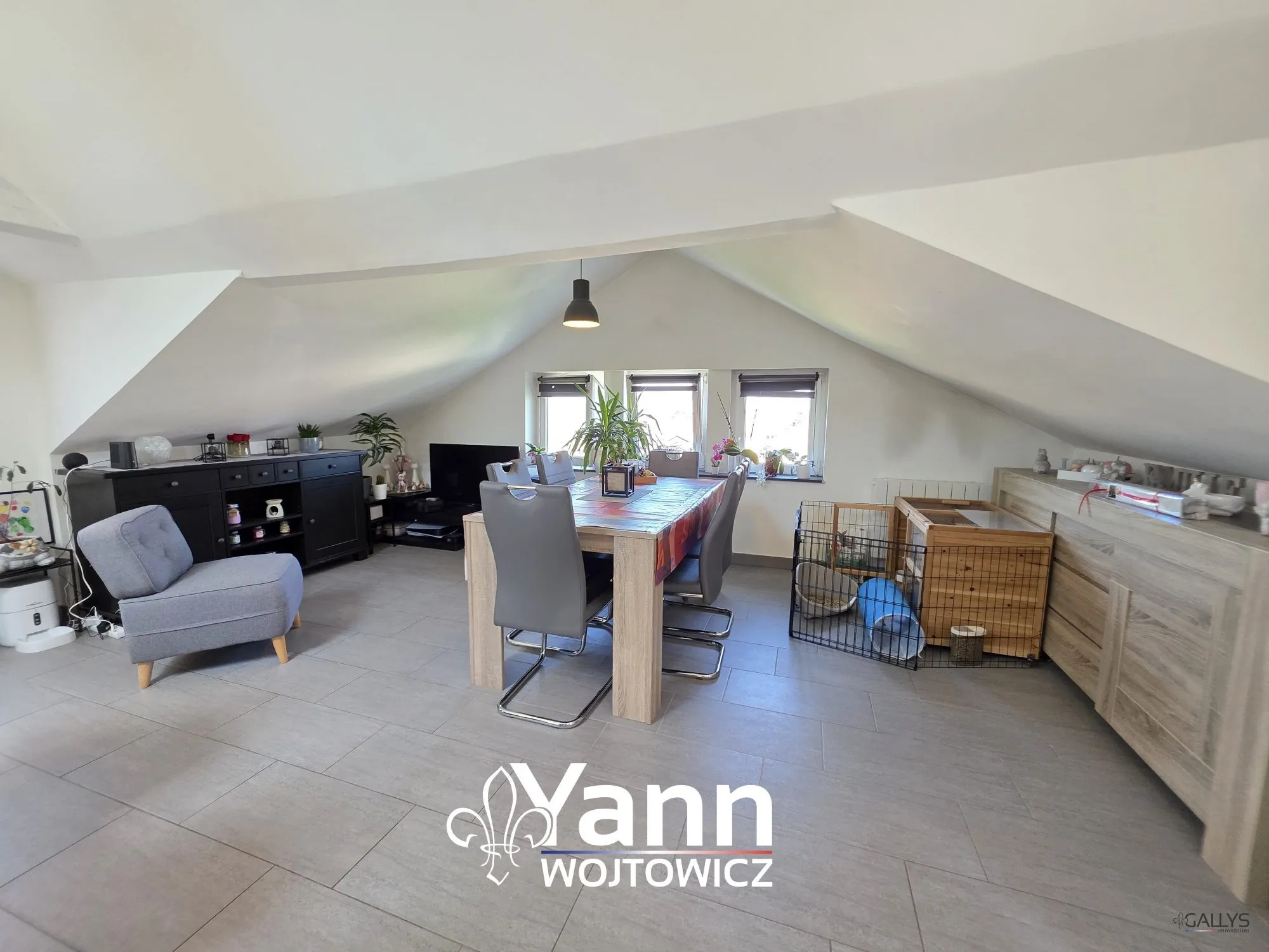 Bel appartement 3 pièces rénové à Yutz avec caves et proximité commodités 