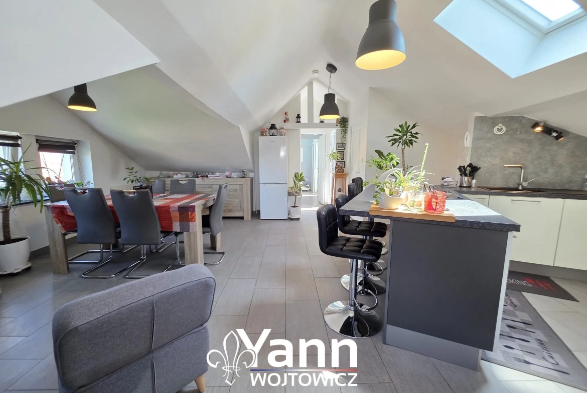 Bel appartement 3 pièces rénové à Yutz avec caves et proximité commodités 