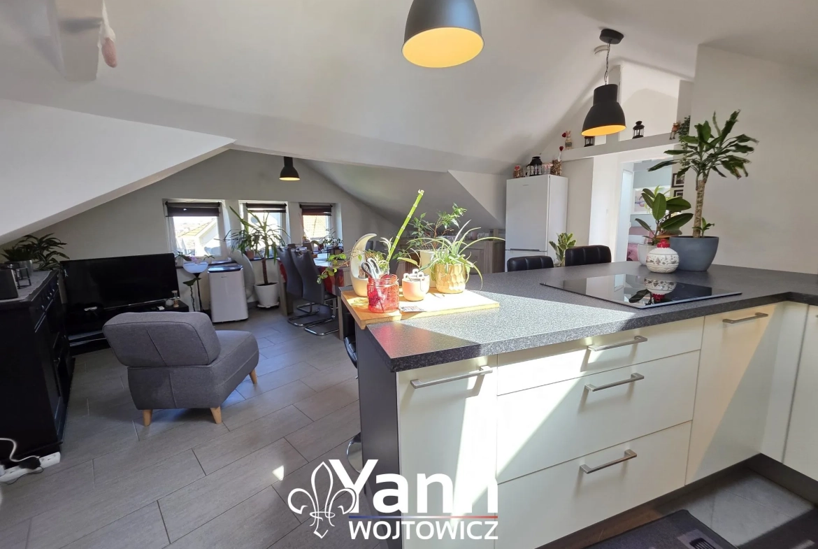 Bel appartement 3 pièces rénové à Yutz avec caves et proximité commodités 