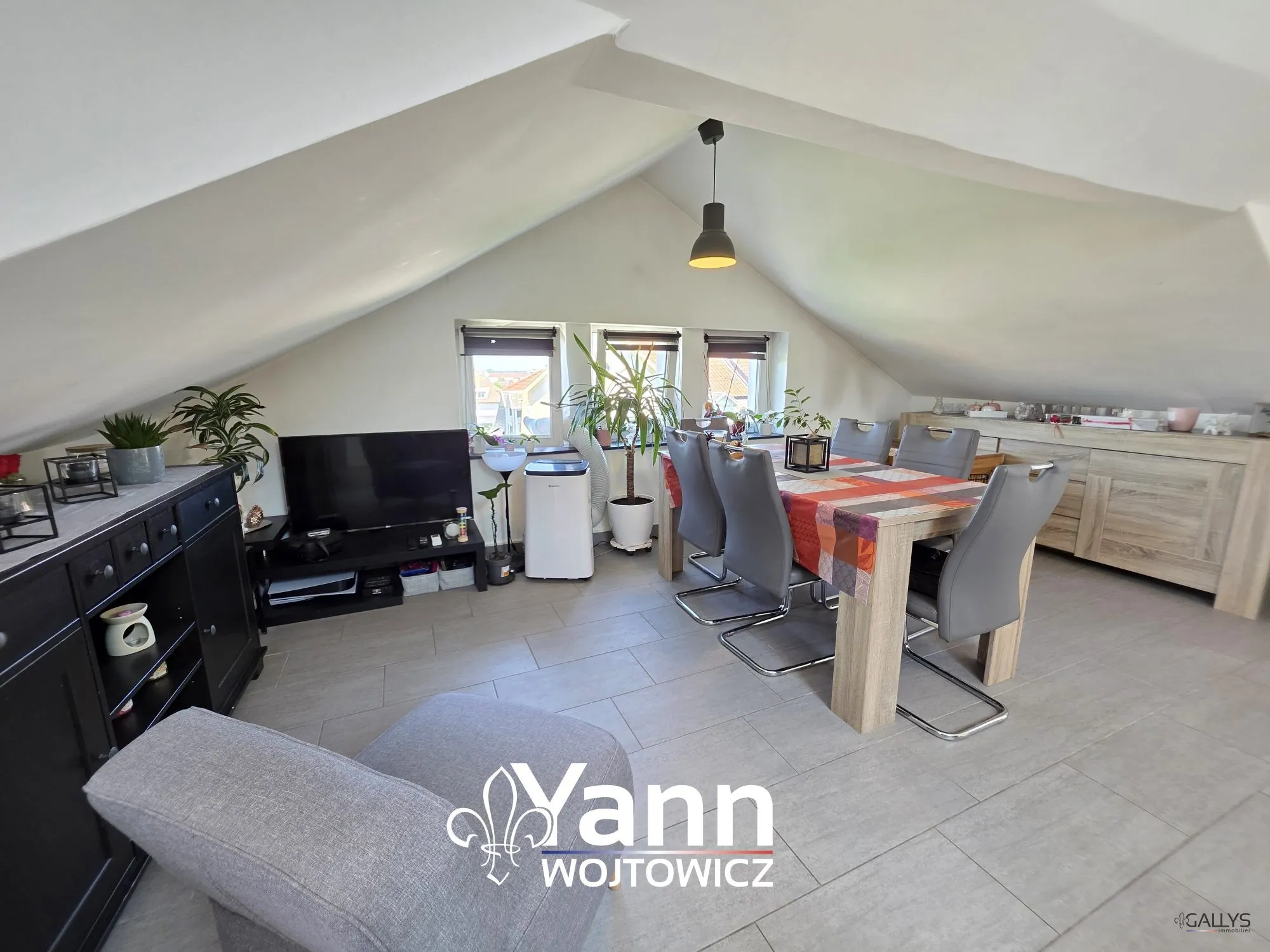 Bel appartement 3 pièces rénové à Yutz avec caves et proximité commodités 