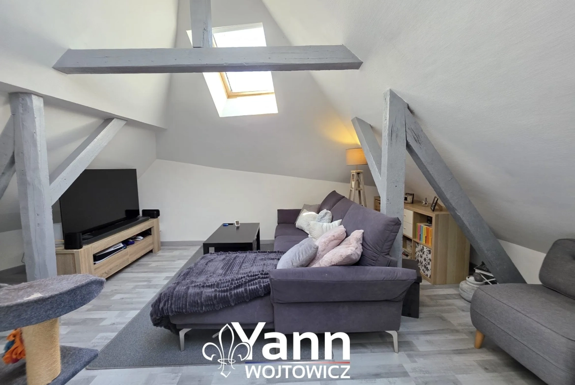 Bel appartement 3 pièces rénové à Yutz avec caves et proximité commodités 