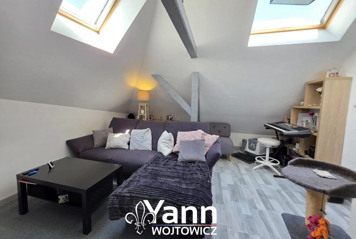 Bel appartement 3 pièces rénové à Yutz avec caves et proximité commodités 
