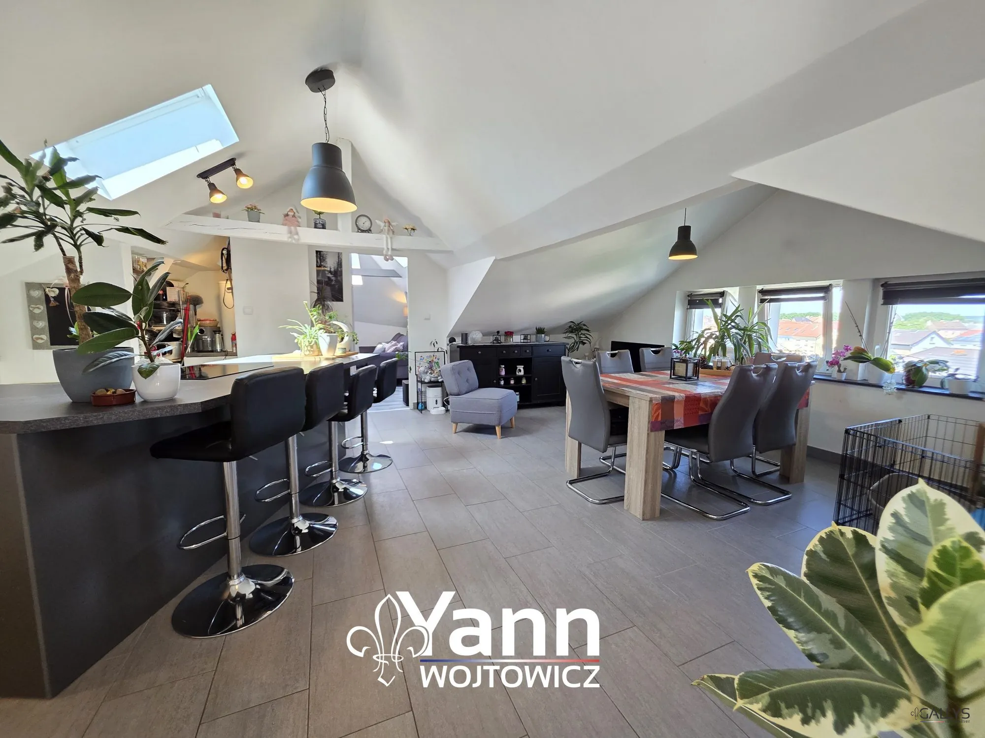 Bel appartement 3 pièces rénové à Yutz avec caves et proximité commodités 