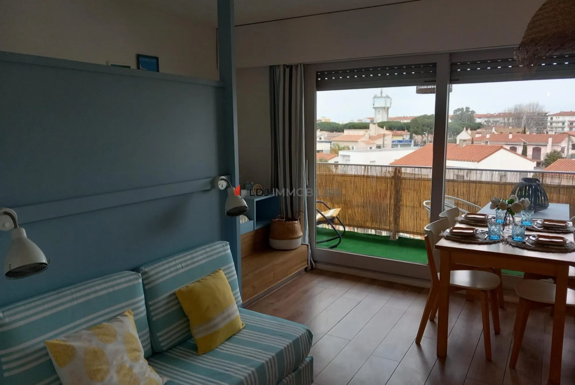 séjour Studio avec terrasse, piscine et parking à Canet-en-Roussillon 