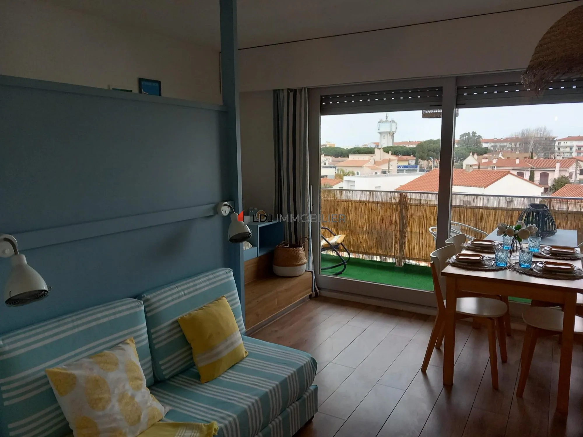 séjour Studio avec terrasse, piscine et parking à Canet-en-Roussillon 