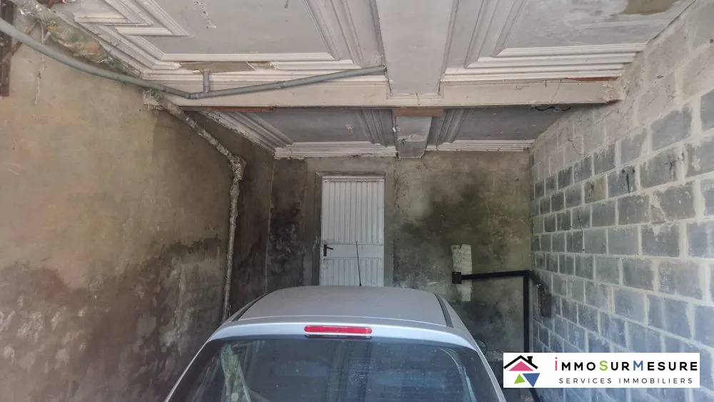 Immeuble à rénover avec deux appartements à Saint-Pol-sur-Ternoise 