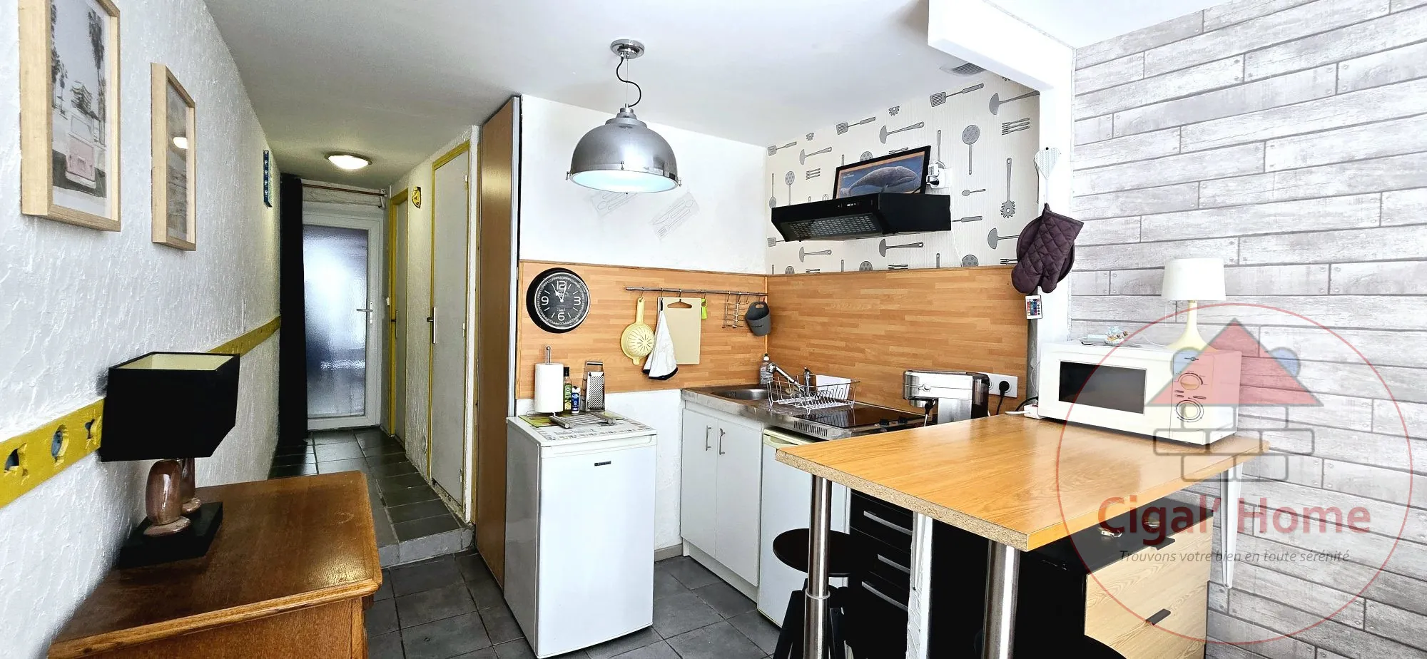 Maison rénovée avec potentiel locatif à La Palme 