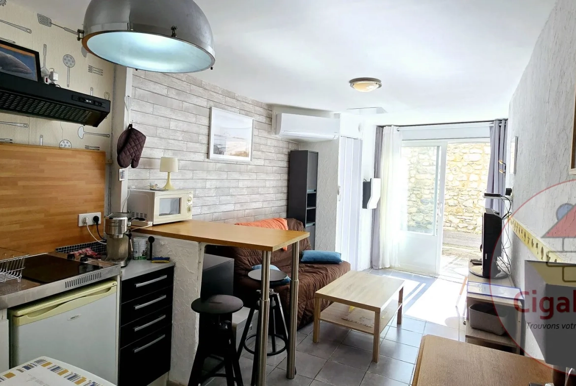 Maison rénovée avec potentiel locatif à La Palme 