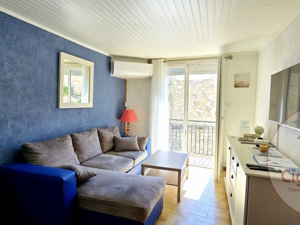 Maison rénovée avec potentiel locatif à La Palme