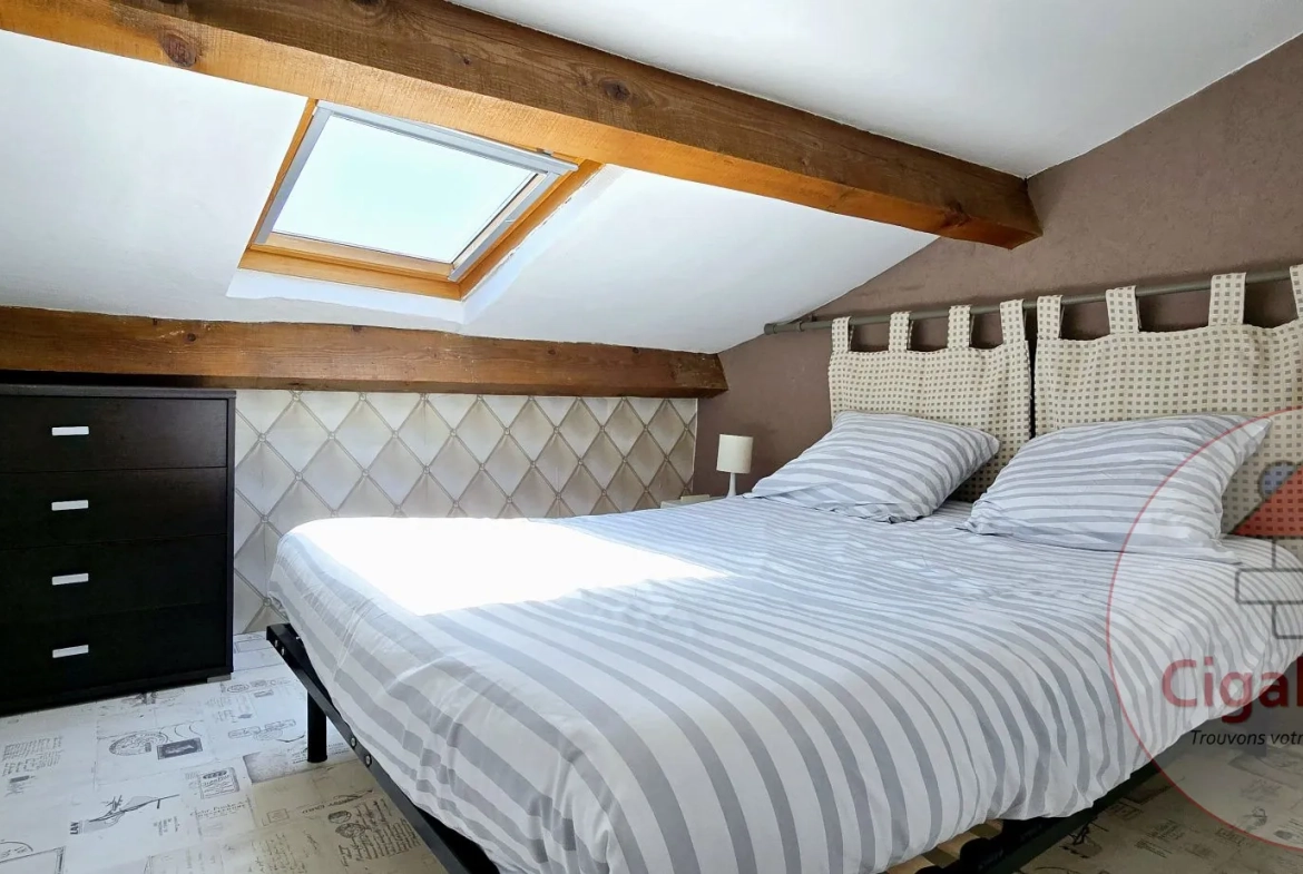 Maison rénovée avec potentiel locatif à La Palme 