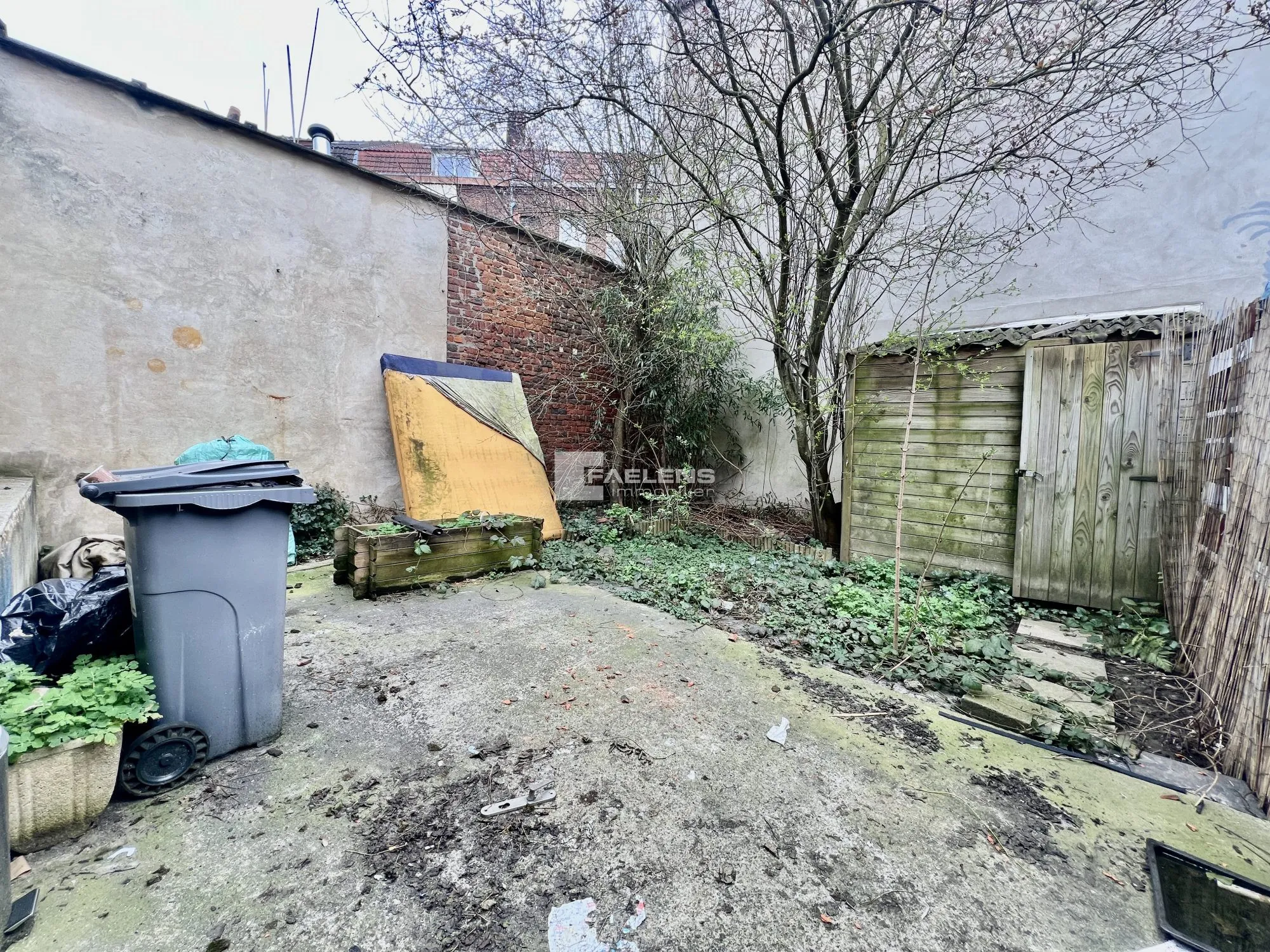 Maison à vendre à Lille Wazemmes de 55 m² avec jardin 