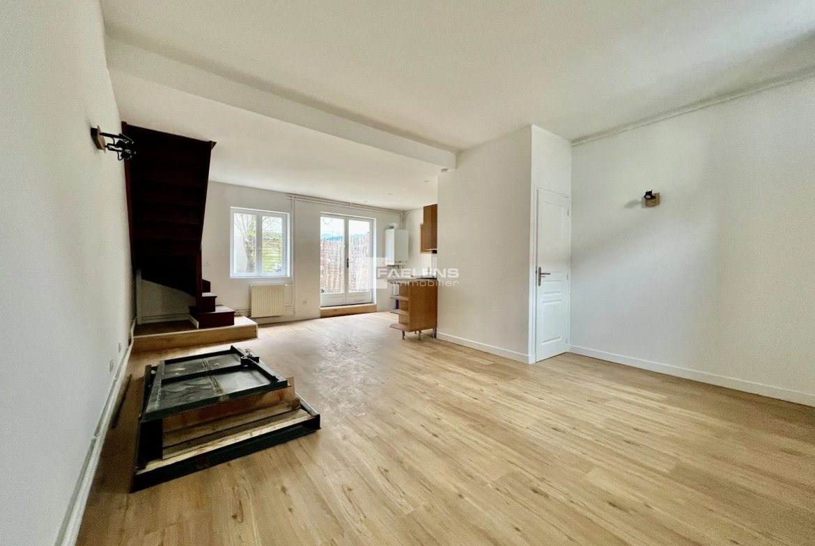 Maison à vendre à Lille Wazemmes de 55 m² avec jardin 
