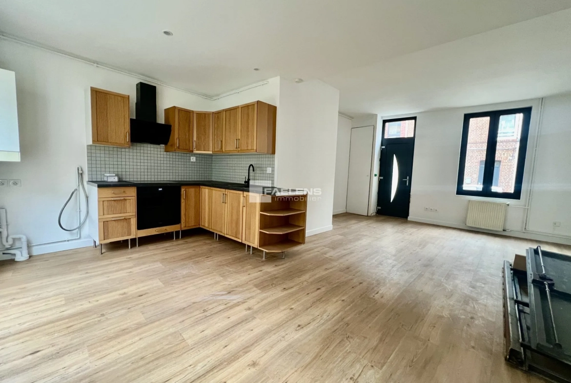Maison à vendre à Lille Wazemmes de 55 m² avec jardin 
