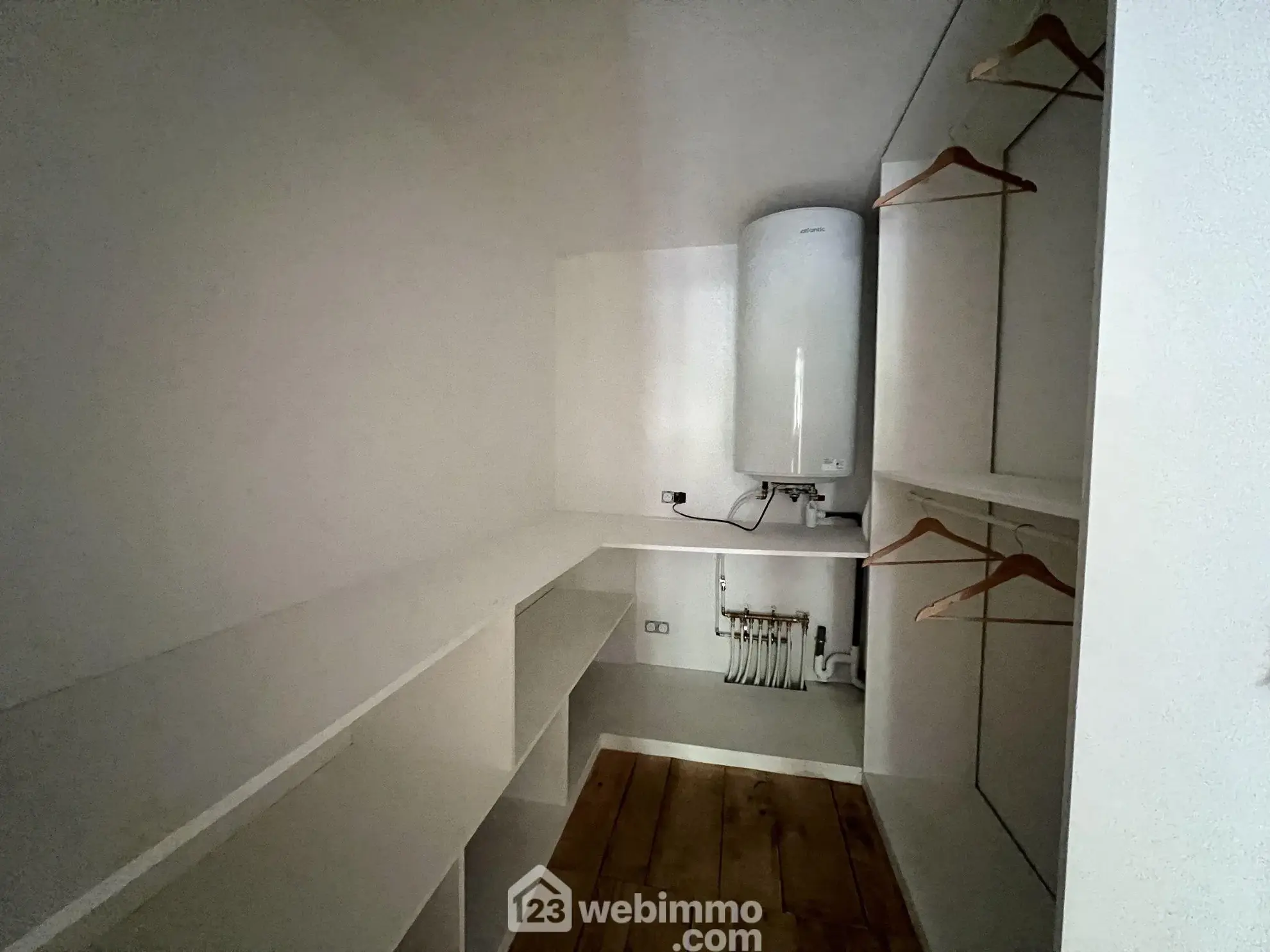 Appartement T4 rénové de 103 m² avec terrasses à Bastia Sud 