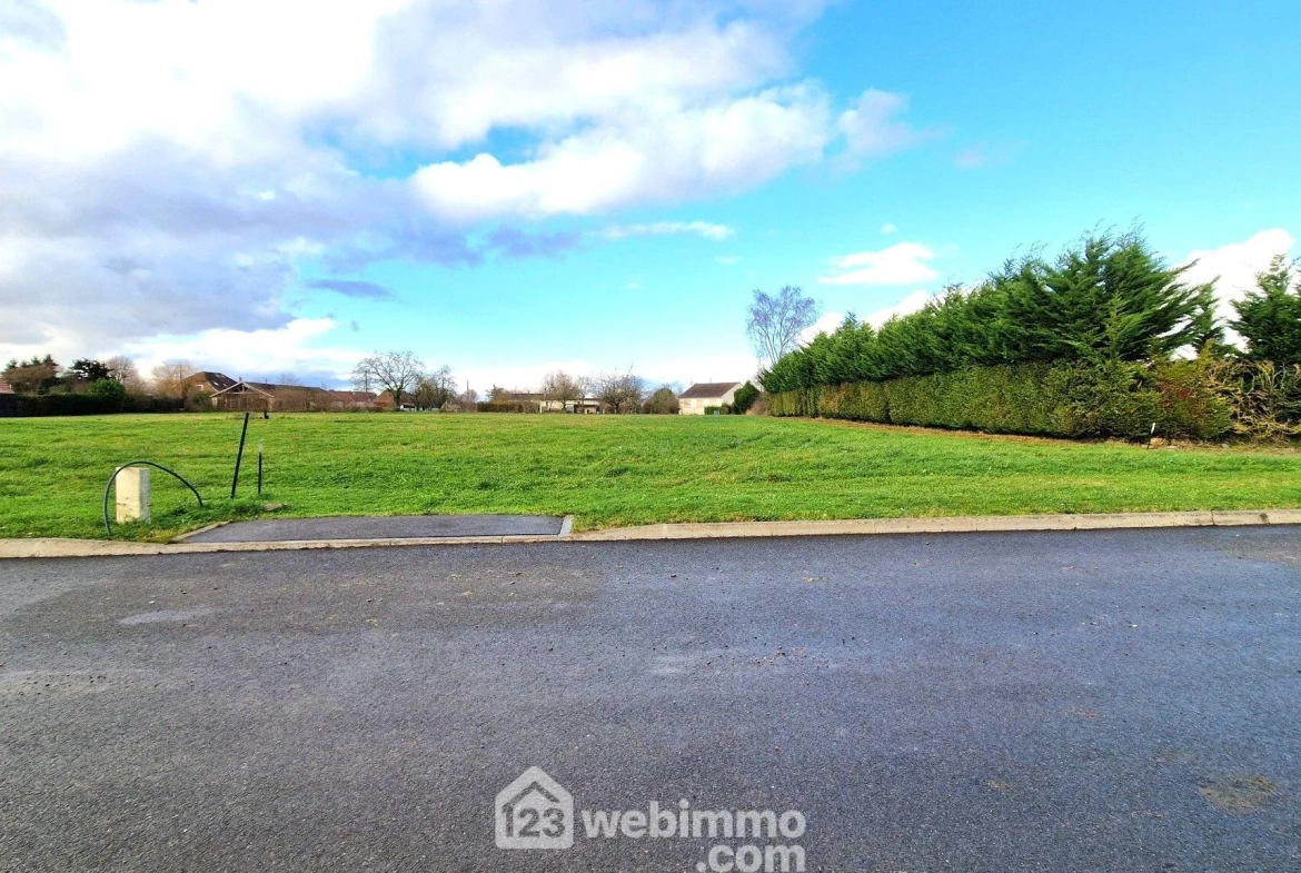 Terrain à bâtir de 871 m² à Versigny, libre de constructeur 
