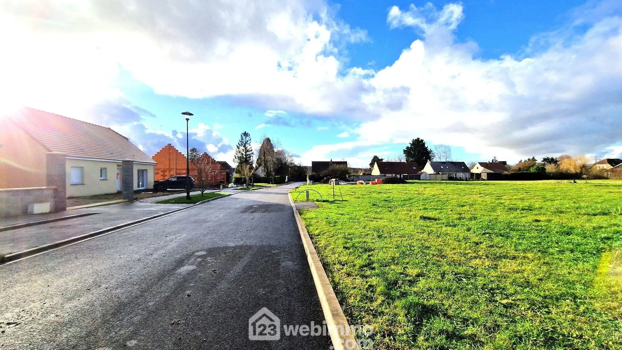 Terrain à bâtir de 871 m² à Versigny, libre de constructeur 