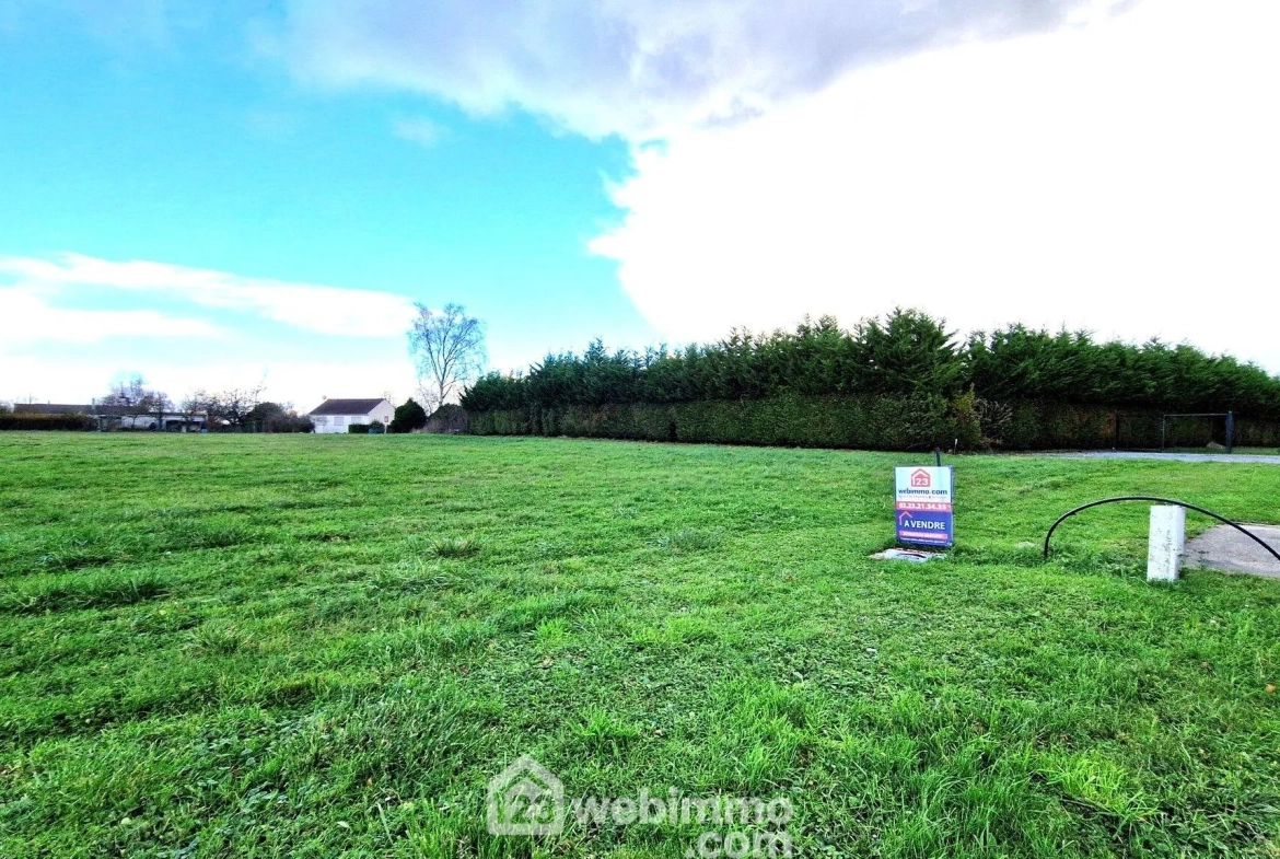 Terrain à bâtir de 871 m² à Versigny, libre de constructeur 