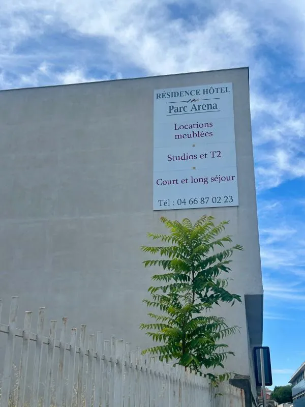 Studio meublé à Nîmes face à l'hôtel de police – Investissement rentable 