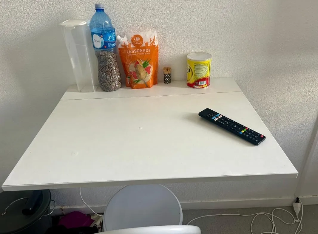 Studio meublé à Nîmes face à l'hôtel de police – Investissement rentable 