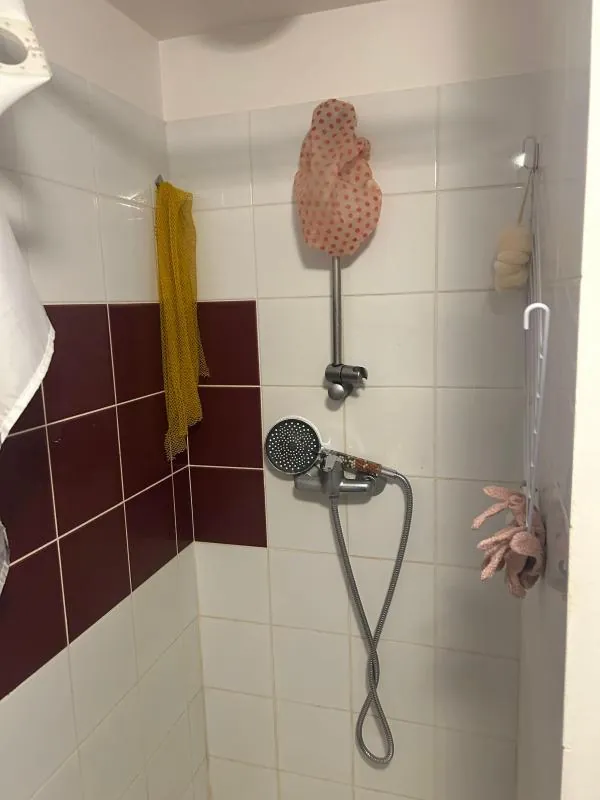 Studio meublé à Nîmes face à l'hôtel de police – Investissement rentable 