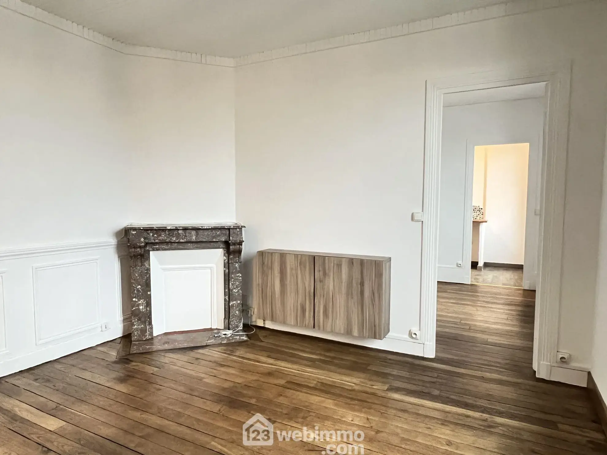 Bel appartement 2 pièces à Choisy-le-Roi proche transports et commerces 