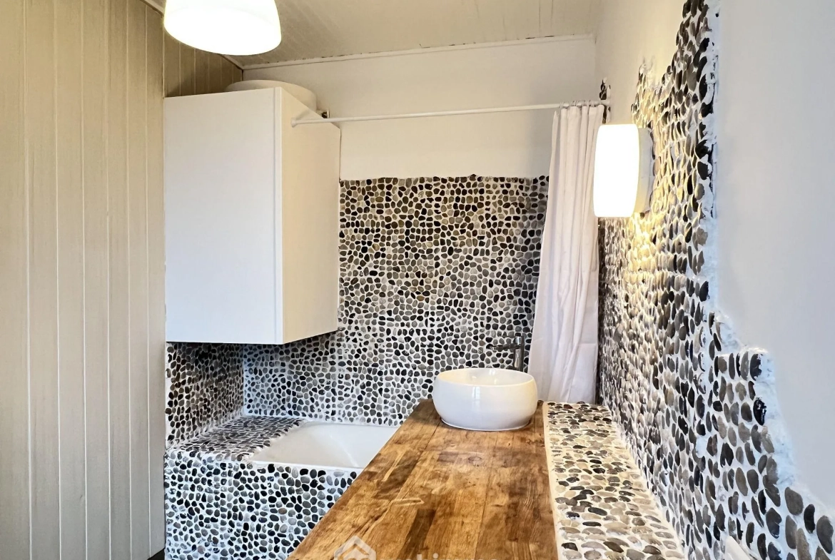 Bel appartement 2 pièces à Choisy-le-Roi proche transports et commerces 
