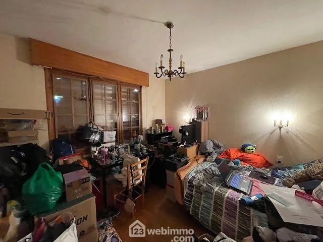 Maison à Vendre de 153m² à Noyon avec Grand Terrain et Sous-Sol Complet 