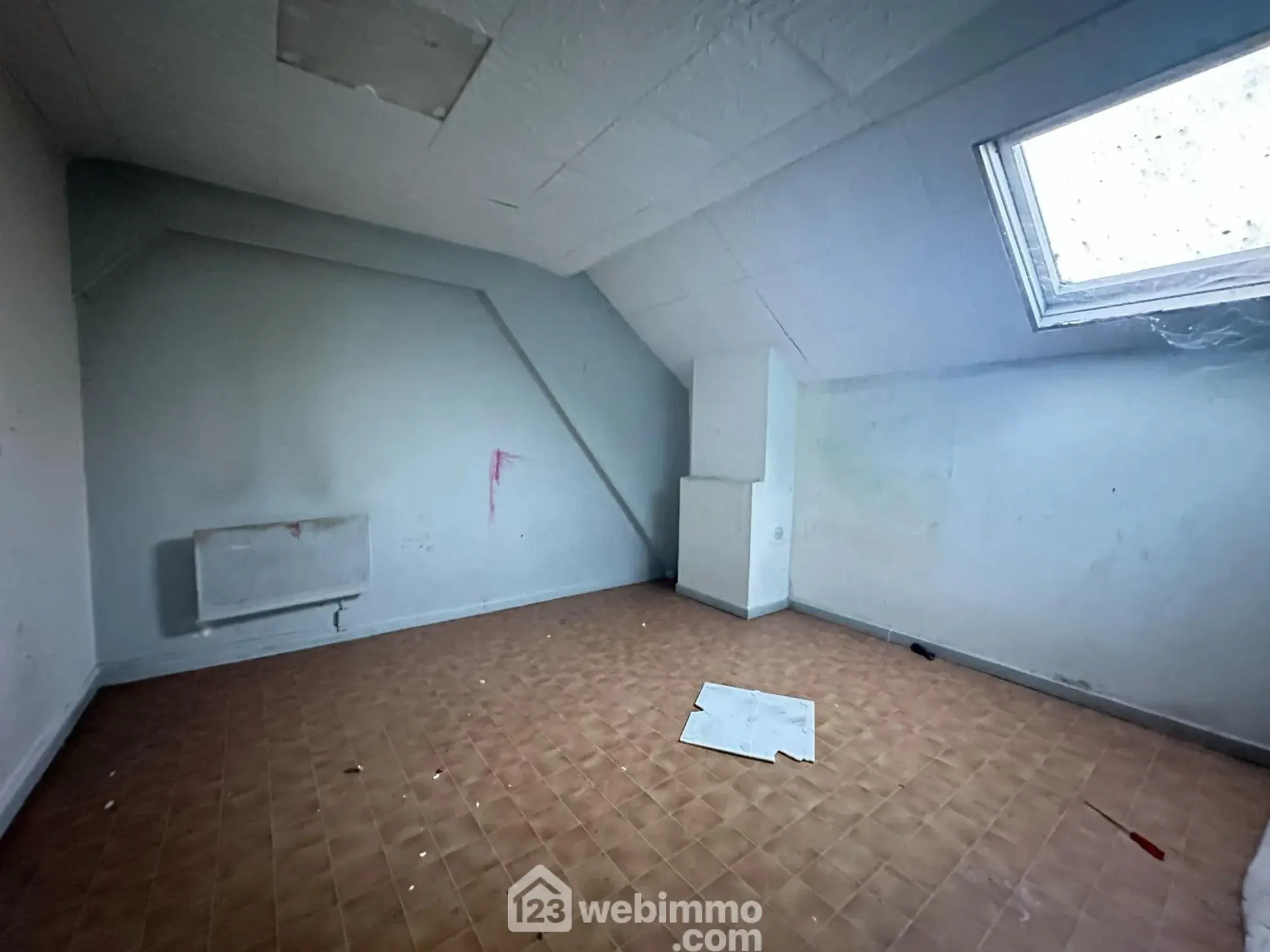 Maison de ville à Guise de 85 m² avec potentiel de rénovation 