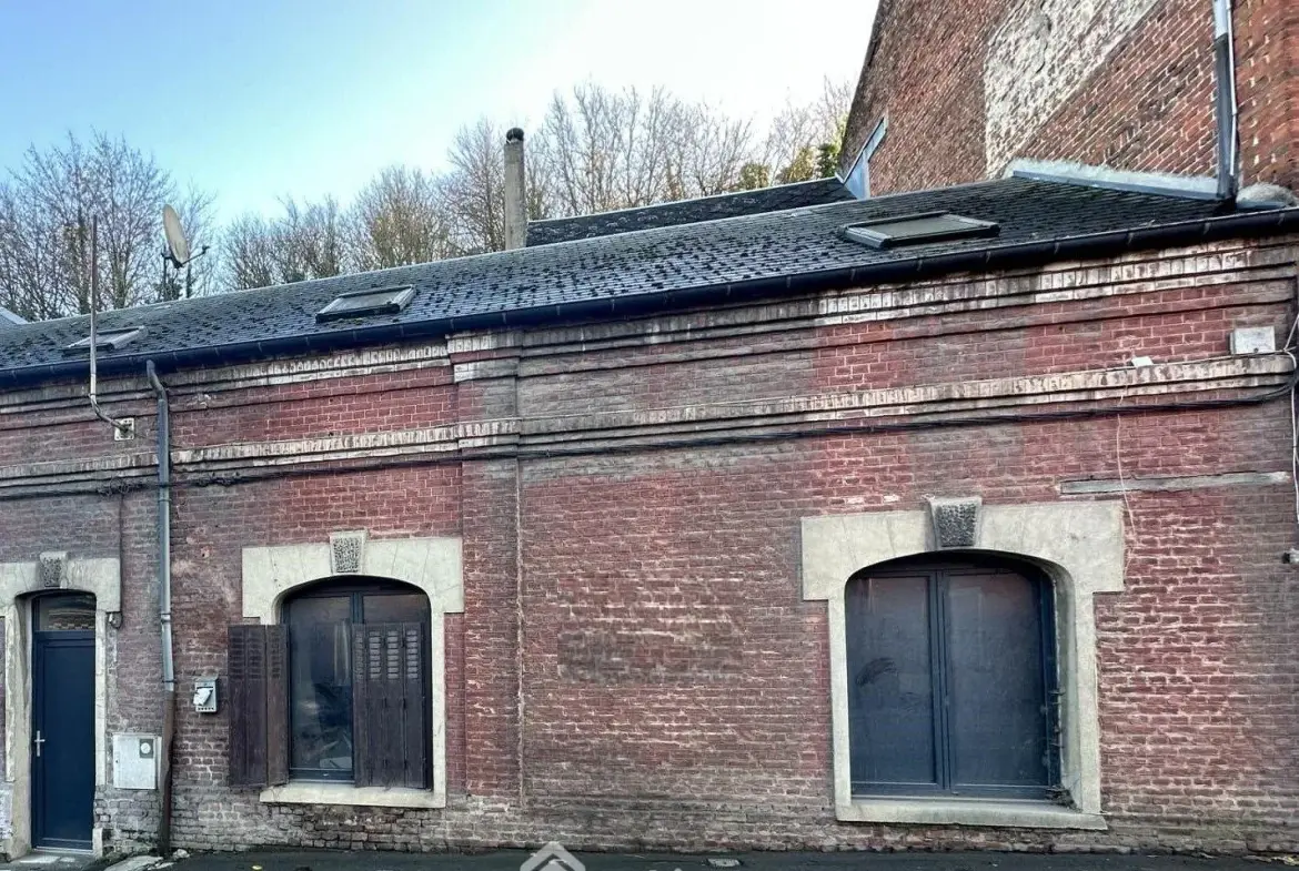 Maison de ville à Guise de 85 m² avec potentiel de rénovation 