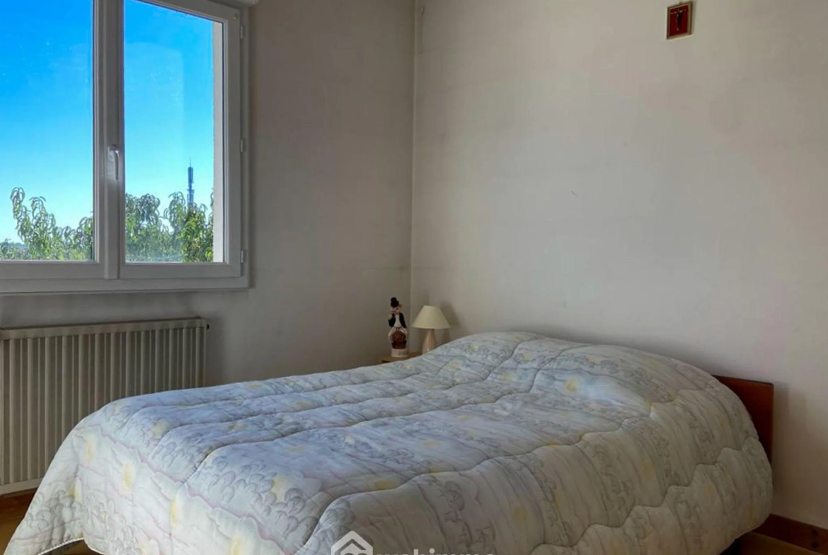 Belle maison 5 chambres à rénover sur un terrain de 1000 m² à Puybelliard 